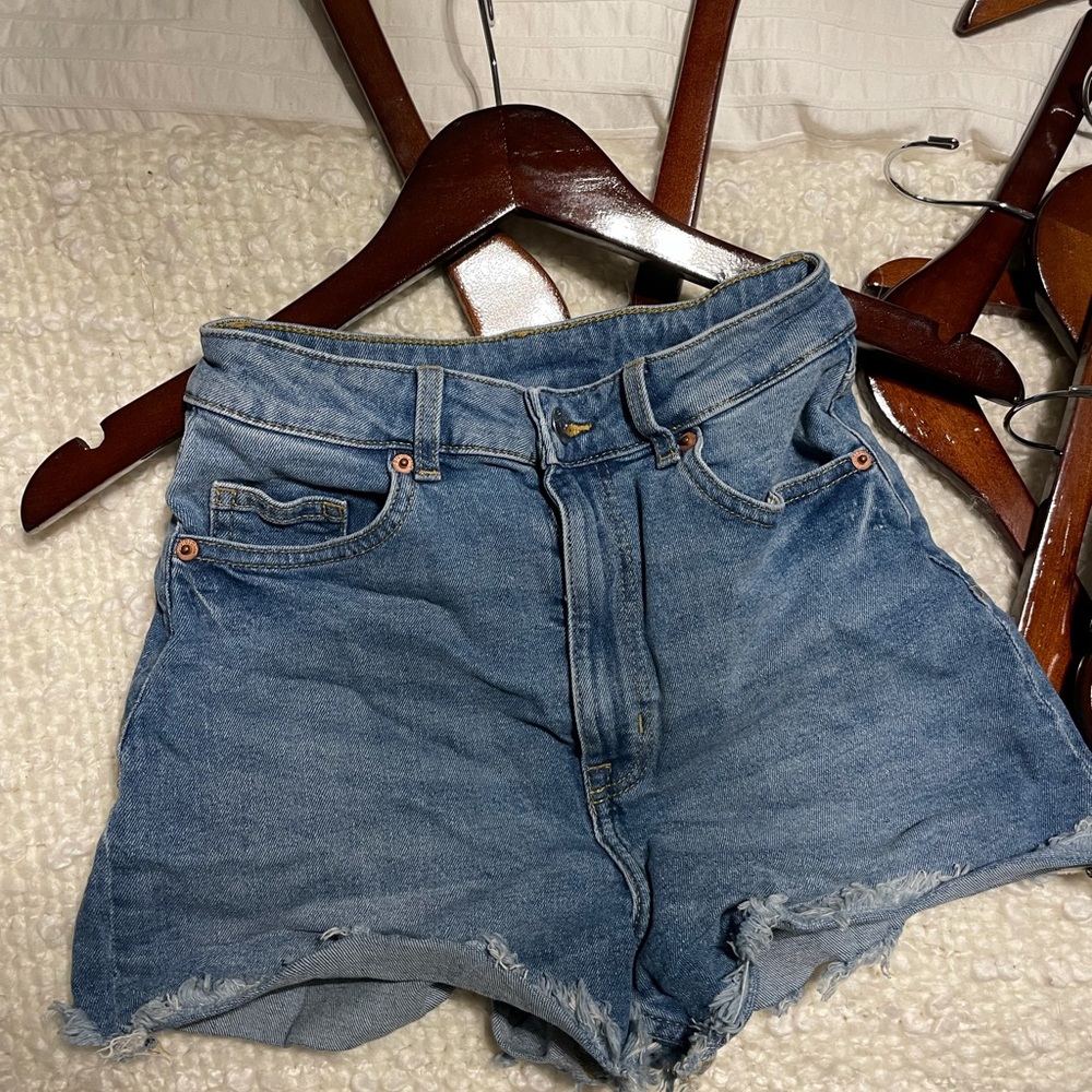 H&M denim shorts